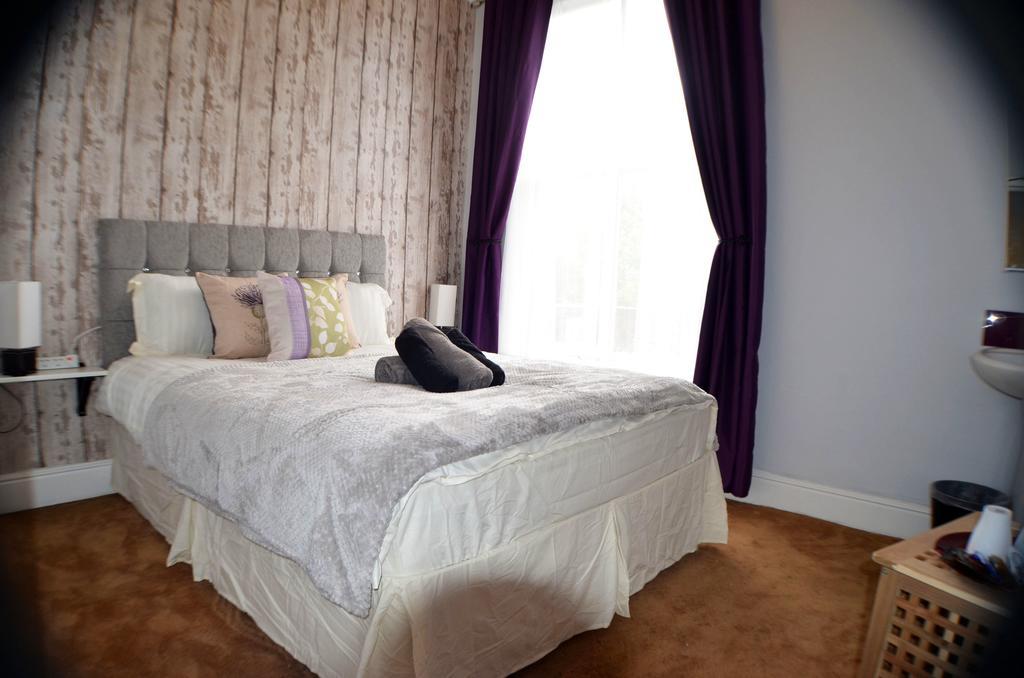 Queens Guesthouse Manchester Dış mekan fotoğraf