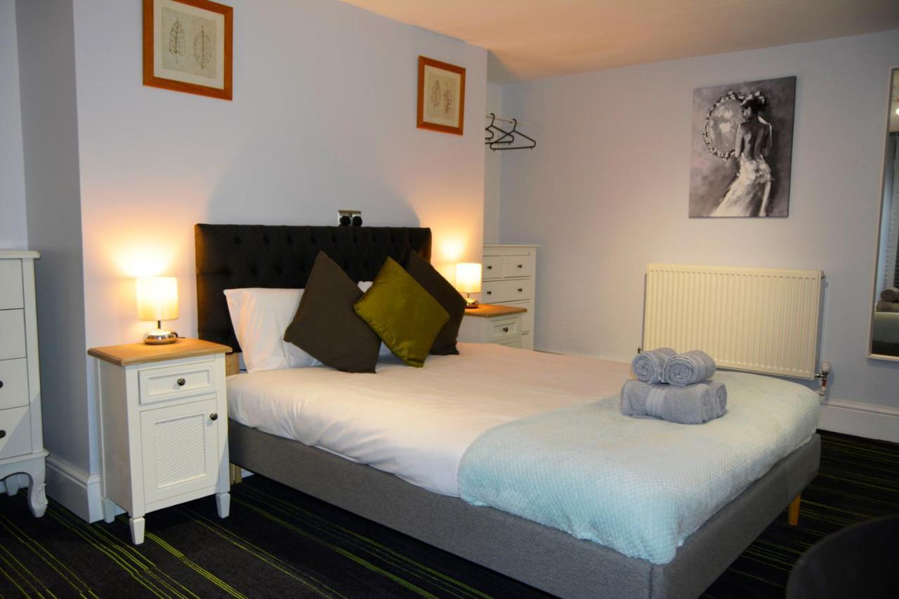 Queens Guesthouse Manchester Dış mekan fotoğraf